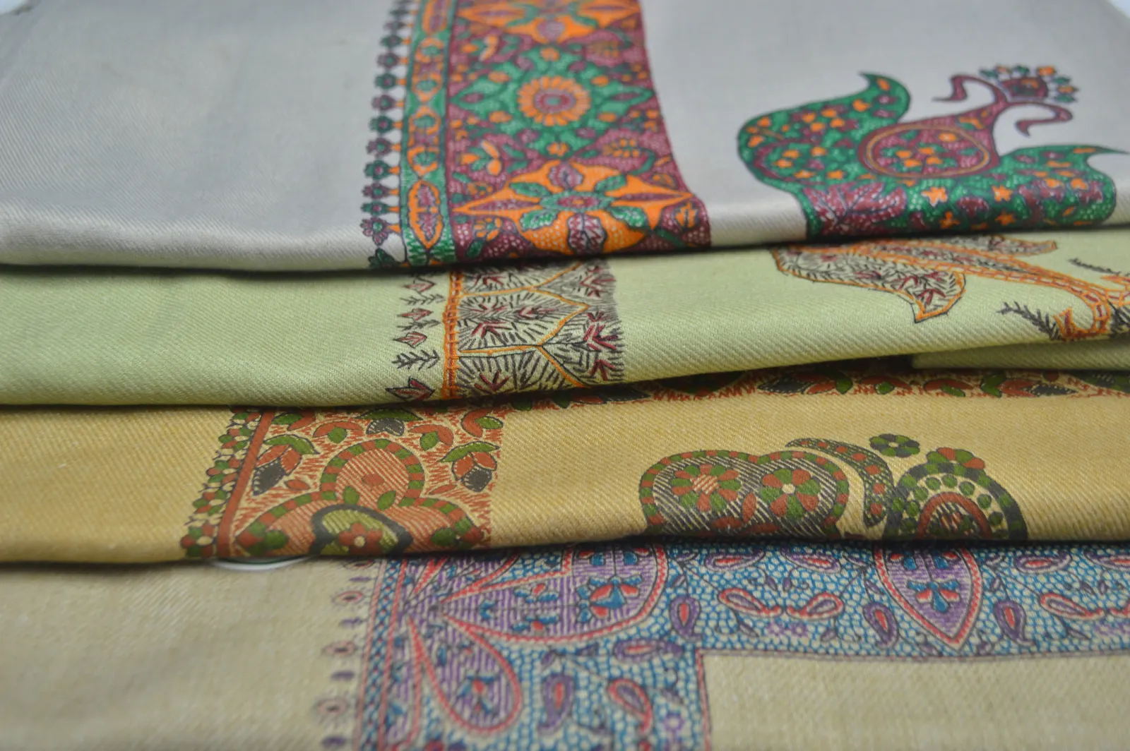 Traditional Yemeni scarf with rich pattern detail and bold colourways